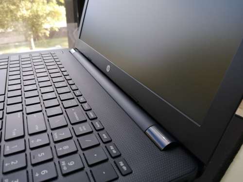 *AS NEW*HP 15 RAX*6TH GEN*N3060*4GB DDR4*500GB HDD*